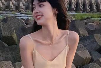 秀人网 – 允尔的大理旅拍作品集，最可爱的写真让你心花怒放！