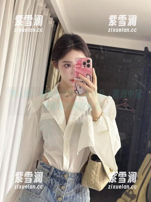 秀人网 - 解锁利世的可爱作品，图库中藏着最萌的视觉惊喜！