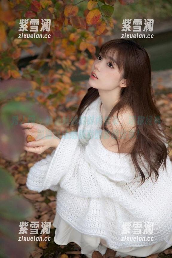 秀人网 - 奶油妹妹的时尚套装，堪称经典，别错过这组精彩的套图分享！