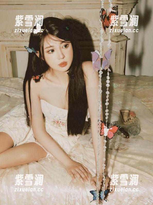 秀人网-小探戈 秀人网 - 小探戈的“礼服”美图壁纸,总让我想一把火烧掉所有平庸的屏幕!