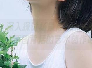 秀人网 – 深入探讨杨晨晨Yome长裙写真：独特原图背后的艺术创作故事