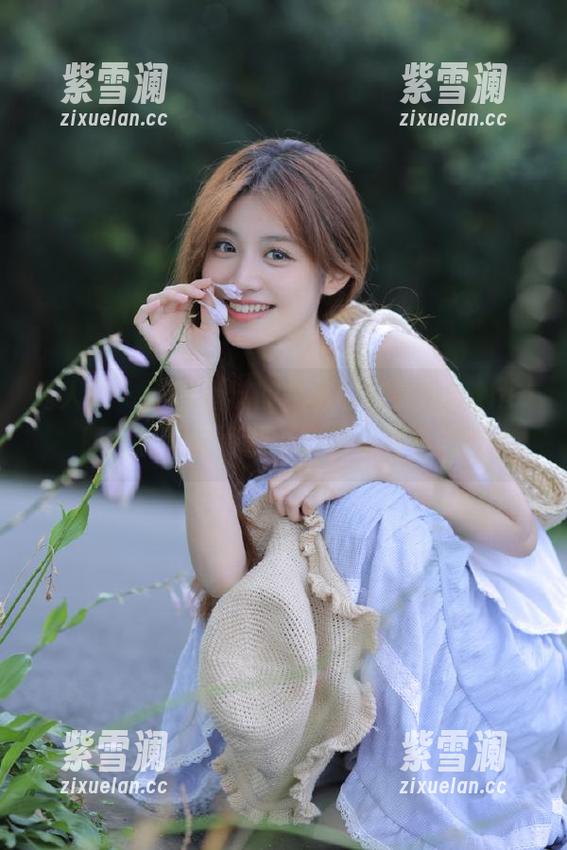 秀人网-杨紫嫣Cynthia 秀人网 - 不容错过的免费杨紫嫣Cynthia职业装写真资源,立刻来看看吧!