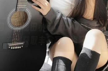 秀人网 – 发现田小燕Vicky的牛仔裤魅力，在线获取丰富写真资源大揭秘