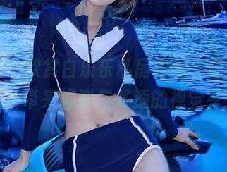 秀人网 – 欣赏白乐乐私房作品，棉袜写真图片带来温暖与舒适的视觉享受