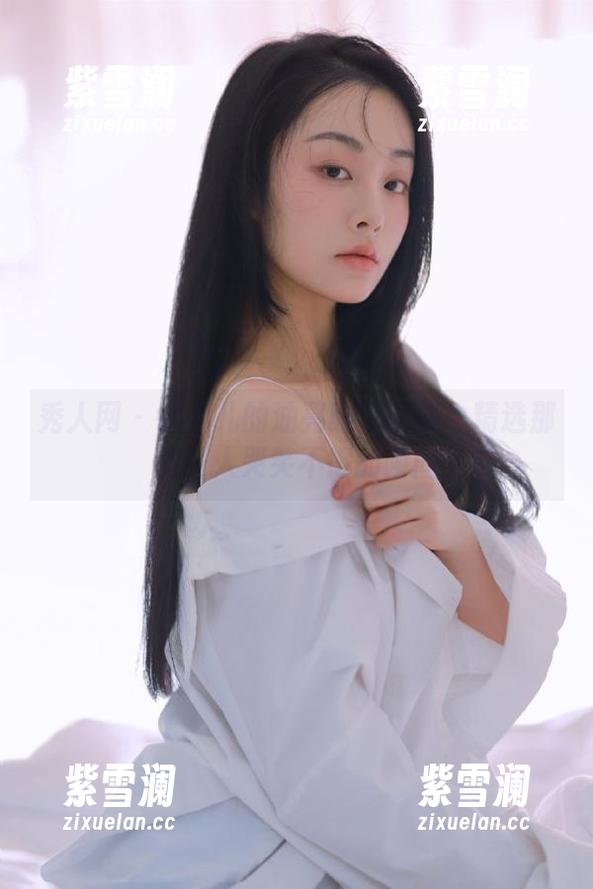 秀人网-糖果儿 秀人网 - 糖果儿的油亮时刻图集:精选那些让人哭笑不得的瞬间