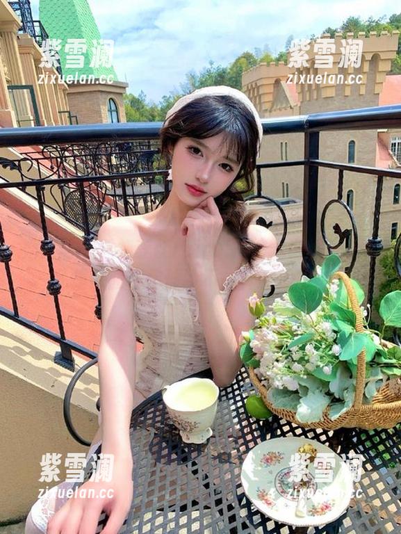 秀人网-蕊蕊ruirui 秀人网 - 透视蕊蕊ruirui的艺术世界:新作品集原图带你体验不一样的透明魅力