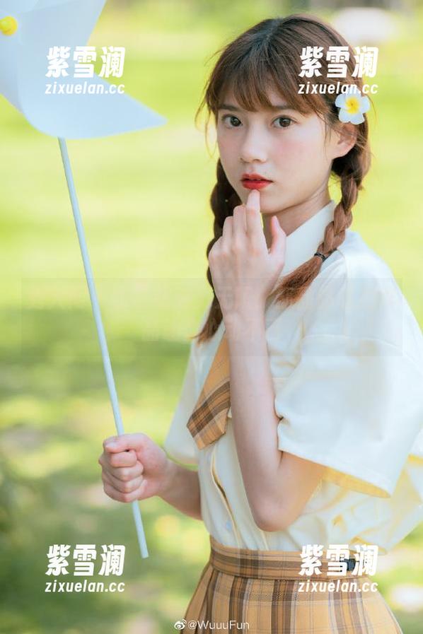 秀人网 - 水手服魅力无限：邹晶晶私拍作品让你心动不已