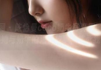 秀人网 – 陈怡曼coco奶牛写真原图：那些年她与奶牛的浪漫故事，笑死我了！