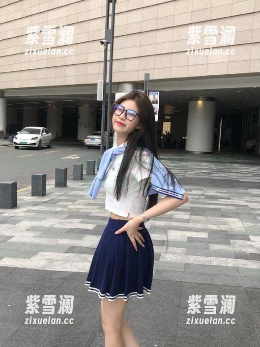 紧急企划-奶昔 紧急企划 - 奶昔的短裙私拍图包,带你穿越夏日的甜美梦幻