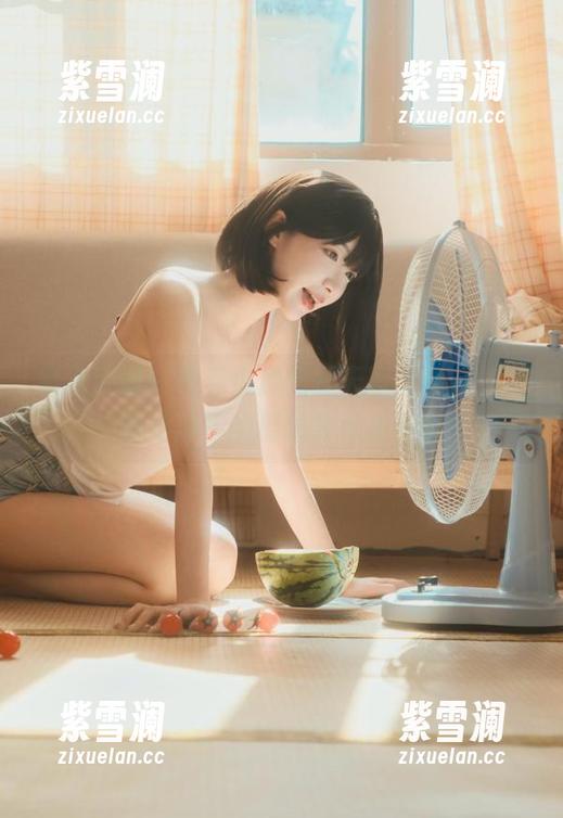 紧急企划-小恩 紧急企划 - 观看小恩的夏天写真图片,领略她独特的摄影艺术和美学