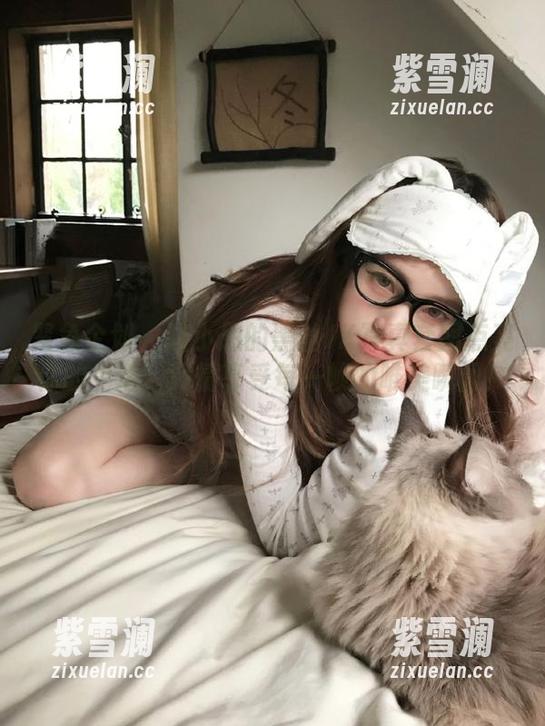 紧急企划-小恩 紧急企划 - 让小恩的黑丝JK写真套图点亮你的生活,尽情享受每一帧的唯美瞬间!