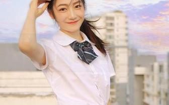 美媛馆 – 免费下载陈舒羽在浴缸中惬意放松的写真图片，瞬间提升你的生活情调！