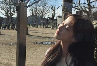 舞蹈生日记 – 追求纯粹之美，子琪《纯白》写真作品更新，欢迎大家前来欣赏