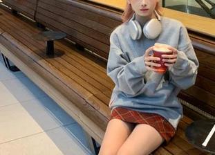 蜜桃社 – 瞬间出道：伊琳户外写真集升级版，资源让你笑翻所有朋友！