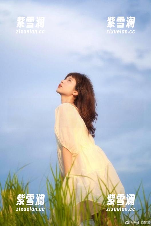 蜜桃社 - 清纯如初，小魔女lily无圣光写真合集，尽情享受视觉盛宴