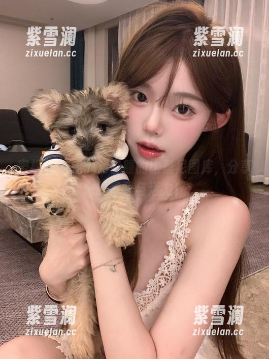 蜜桃社-月音瞳 蜜桃社 - 走入月音瞳的比基尼图库,分享她的青春与活力!