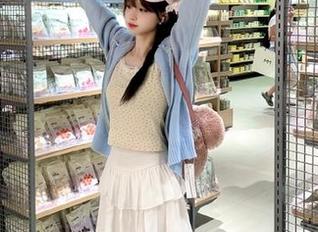 蜜桃社 – 缇娜美Tinami黑色写真图包，绝对让你在观看后舍不得关闭页面！