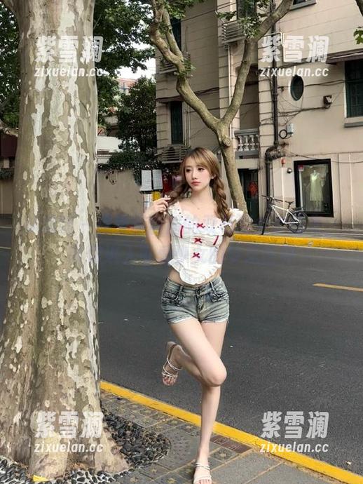 袜啵啵-甜甜圈 袜啵啵 - 探索甜甜圈的双马尾全套图集,带你进入可爱少女的梦想世界