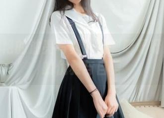让人惊艳的油亮写真：西呱呀呀呀原图中的优雅与自信