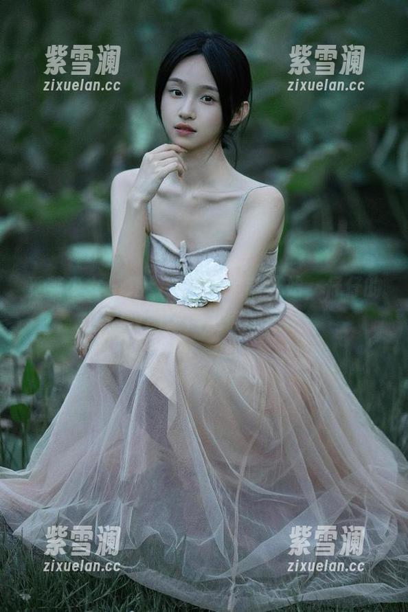 觅芙少女-仔仔 觅芙少女 - 精致生活从定制开始,仔仔的豹纹图集启发你的想象