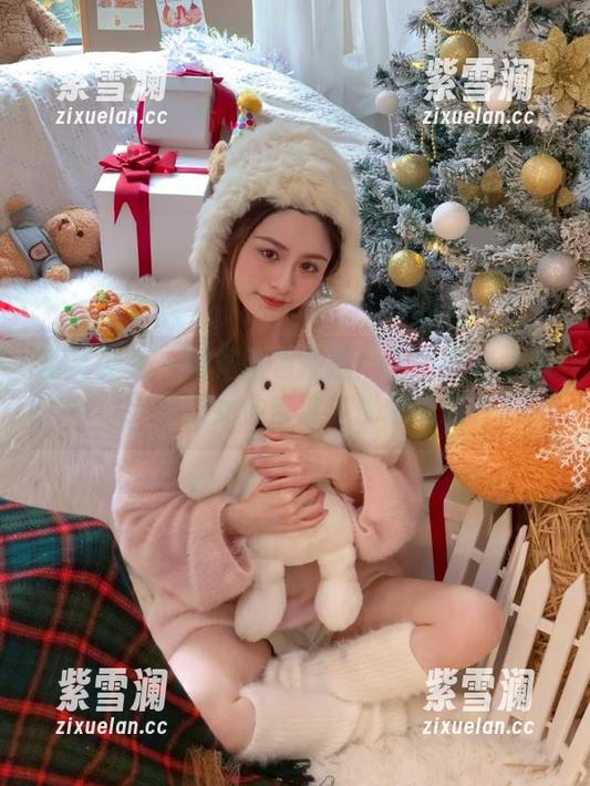 觅芙少女-娟娟 觅芙少女 - 娟娟图包精选:吊带时尚之魅,释放女性自信与优雅气质