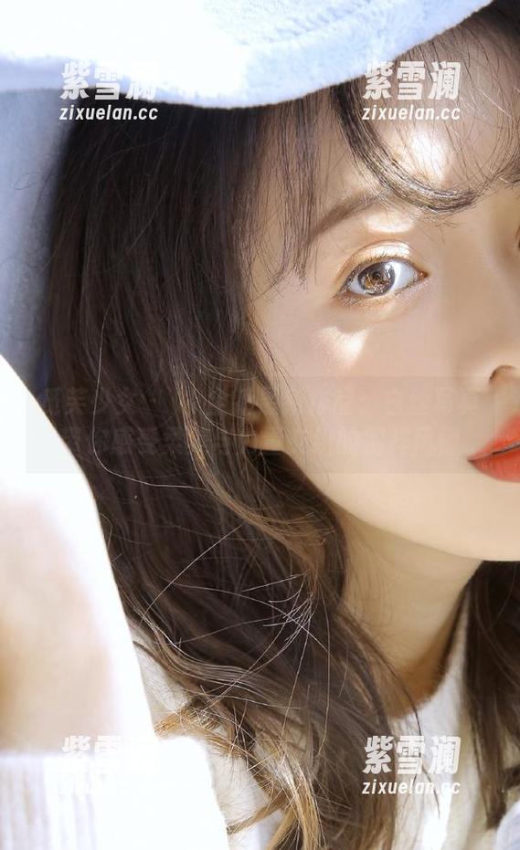 觅芙少女-玥玥 觅芙少女 - 玥玥全新最新作品:白丝写真带你感受柔美与力量交织的别样风情