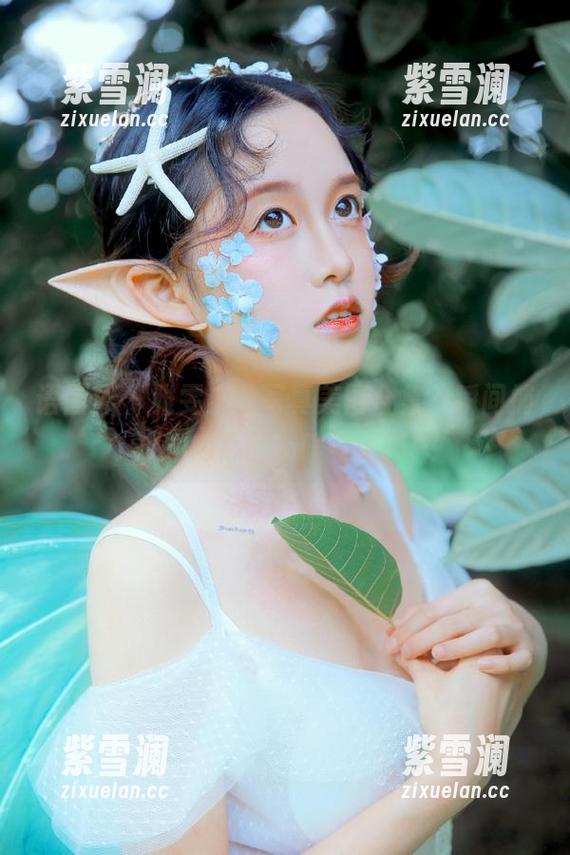语画界 - 雅雯温柔写真美图合集，瞬间捕捉她内心的温暖与细腻！