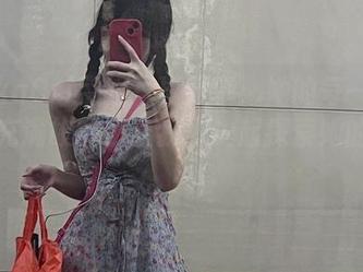 阿薰kaOri空姐写真分享：她的每一张自拍都充满故事，让我们一起探索她的魅力！