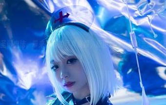 陌陌咕咕咕的圣诞魔法，带来珍稀的写真资源，原图展现无尽的美丽与惊喜，速来围观！