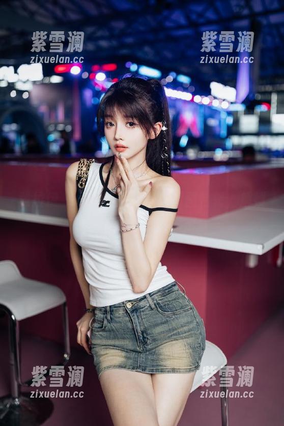 雅拉伊-优优 雅拉伊 - 优优最新娆写真原图特辑,解锁她的精致时尚秘密