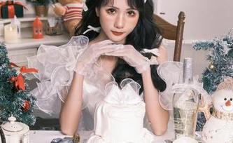 雅祈masaki最新作品发布：大凤旗袍写真，展现女性优雅气质的魅力