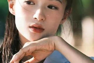 青豆客 – 精美图片分享：安沛蕾带你感受女孩的纯真与独特魅力
