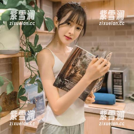 青豆客-欧阳妮娜娜 青豆客 - 高质量高清合集:欧阳妮娜娜黑丝写真,传递华丽与性感