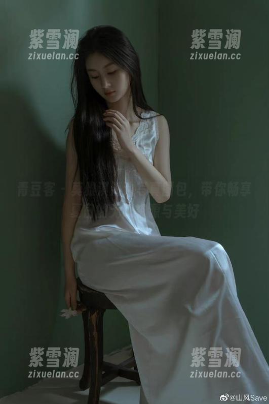 青豆客 - 莫雅淇海边写真图包，带你畅享夏日的无限资源与美好