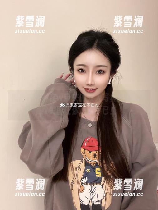 鬼畜瑶在不在w 鬼畜瑶在不在w带来的双人写真图包,精致美图让你心动不已!