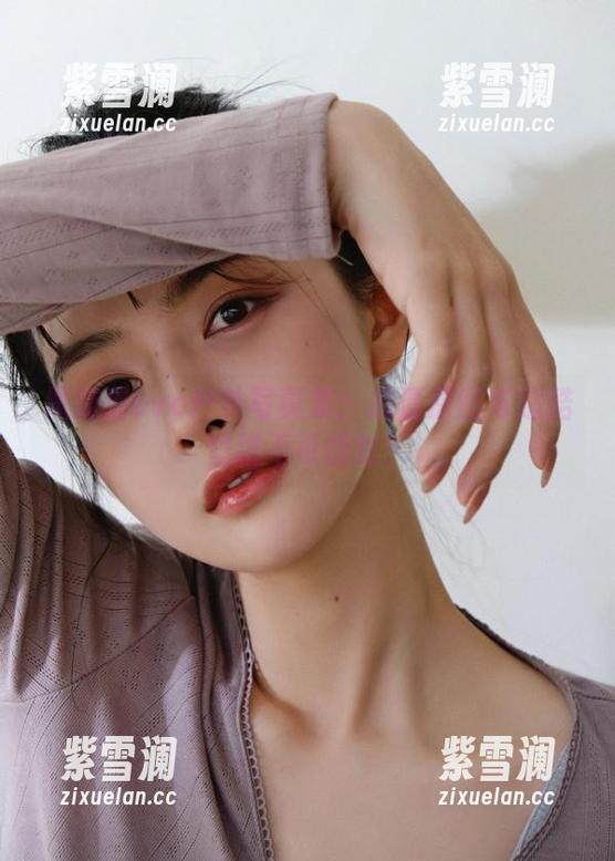 黑猫猫ovo 黑猫猫ovo户外写真集:超清原图与超酷壁纸不可错过!